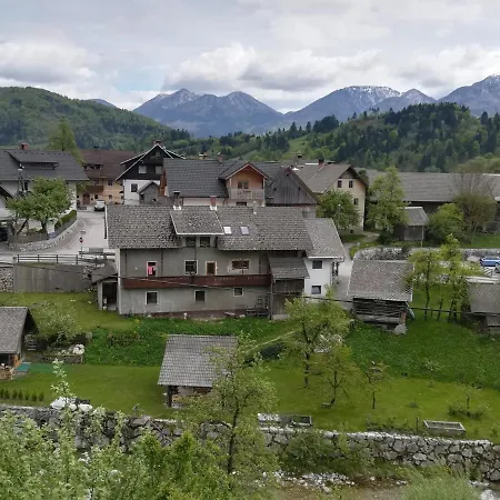 Apartma Pr Pekovcu Διαμέρισμα *